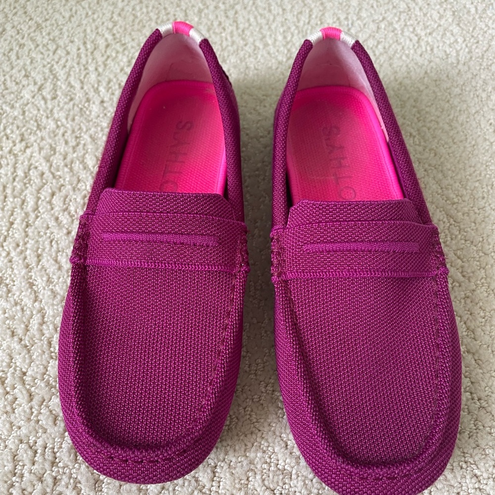 Rothy’s driver in raspberry, size 7.5